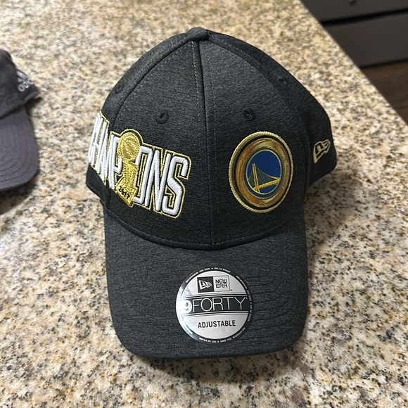 Golden State warriors 2017 NBA championship Hat NWT - Picture 3 of 5